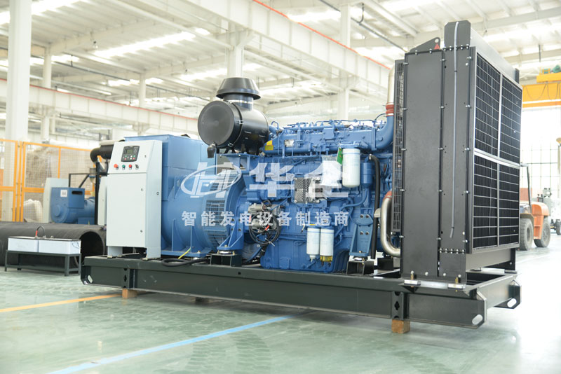 華全700千瓦開架發(fā)電機(jī)組,為化肥廠企業(yè)保障電力